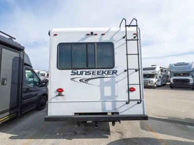 2018 Forest River SUNSEEKER — photo 34 view