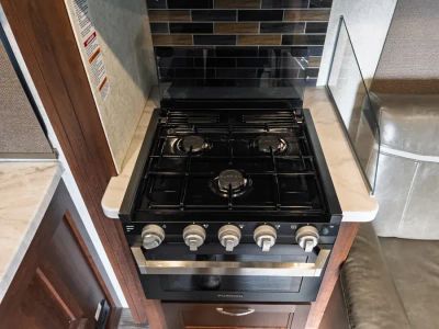 2018 Forest River SUNSEEKER — photo 13 view