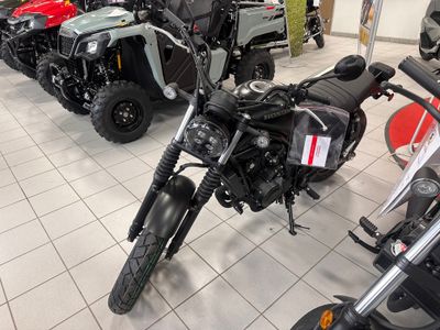 2025 Honda SCL500 - Photo 2