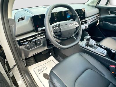 2026 Kia Sportage — photo 9 view