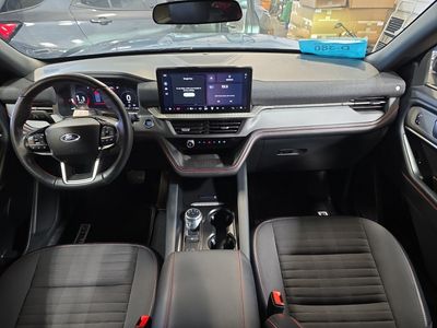 2025 Ford Explorer - Photo 10