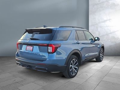 2025 Ford Explorer - Photo 3