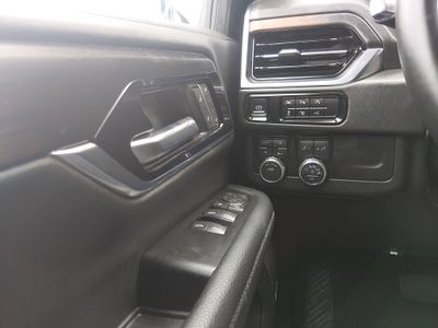 2025 GMC Yukon - Photo 21