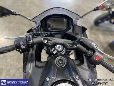 2025 Kawasaki Ninja 650 - Photo 11