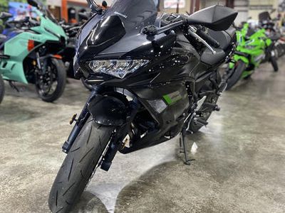 2025 Kawasaki Ninja 650 - Photo 7