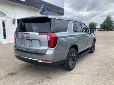 2025 GMC Yukon — detail view