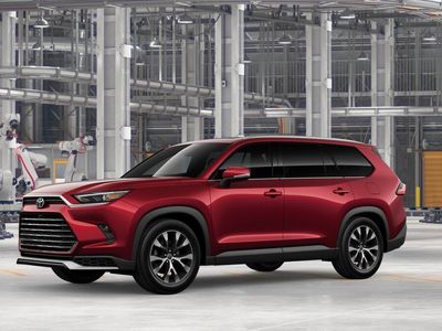 2026 Toyota Grand Highlander Hybrid - Photo 2