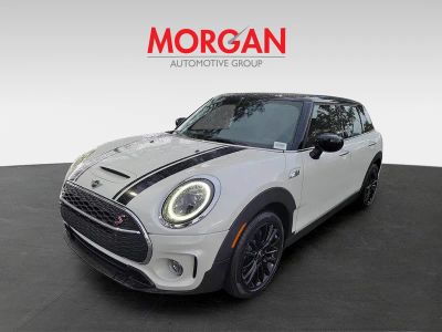 2023 MINI Clubman — side profile view
