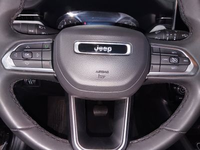 2024 Jeep Compass — photo 12 view
