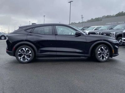 2026 Ford Mustang Mach-E - Photo 2