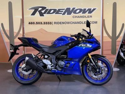 2026 Yamaha YZF-R3 — front three-quarter view
