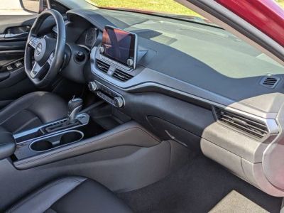 2023 Nissan Altima - Photo 13