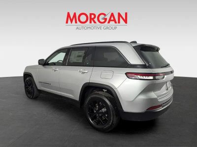 2026 Jeep Grand Cherokee — detail view