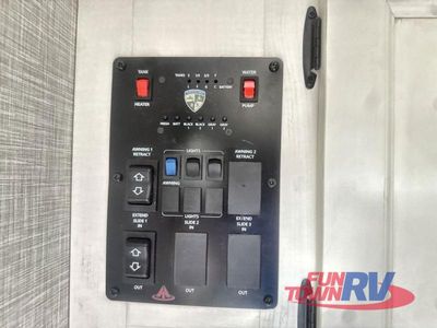 2025 Venture RV Stratus - Photo 23