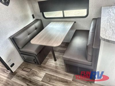 2025 Venture RV Stratus - Photo 18