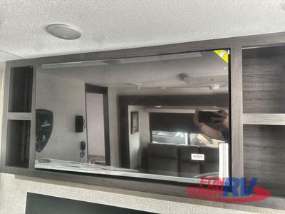2025 Venture RV Stratus - Photo 19