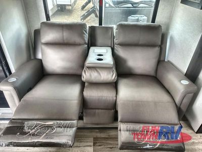 2025 Venture RV Stratus - Photo 22