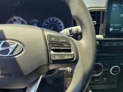 2020 Hyundai Venue — photo 14 view