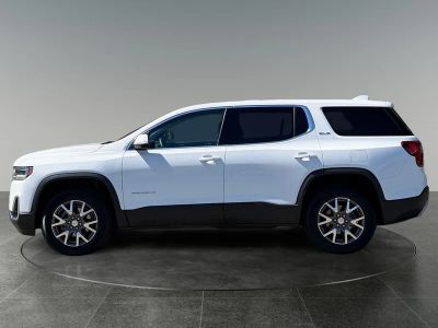 2022 GMC Acadia — detail view