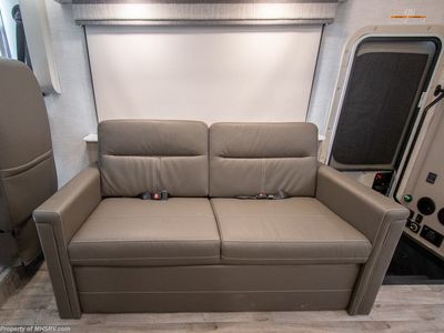 2026 Thor Motor Coach Resonate - Photo 9