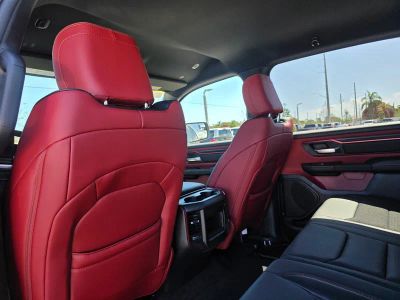2026 Ram 1500 — photo 9 view