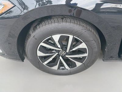 2026 Volkswagen Jetta — photo 25 view