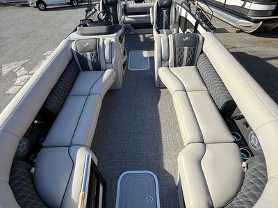 2026 Barletta Lusso L25UC - Photo 17