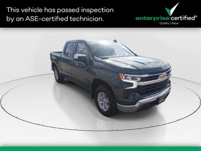 2025 Chevrolet Silverado 1500 2WD Crew Cab 147" LT — front three-quarter view