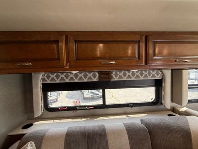 2018 Fleetwood RV Storm - Photo 27