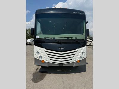 2018 Fleetwood RV Storm - Photo 4