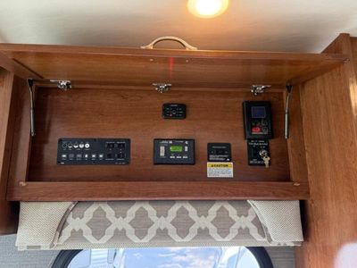 2018 Fleetwood RV Storm - Photo 23