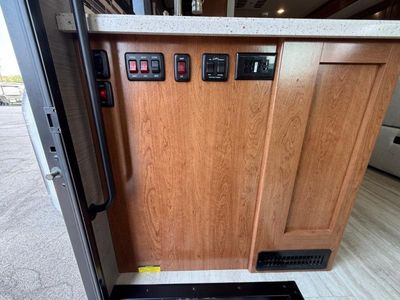 2018 Fleetwood RV Storm - Photo 22