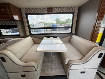 2018 Fleetwood RV Storm - Photo 24