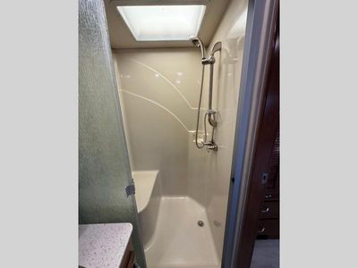 2018 Fleetwood RV Storm - Photo 60