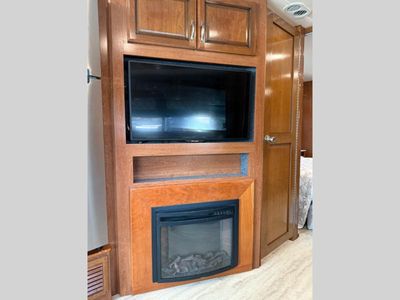 2018 Fleetwood RV Storm - Photo 36