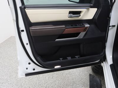 2023 Toyota Tundra 4WD - Photo 12