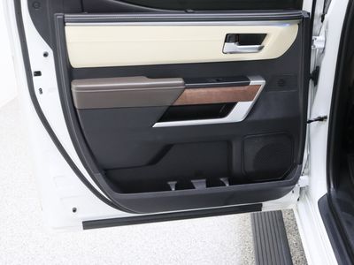 2023 Toyota Tundra 4WD - Photo 32