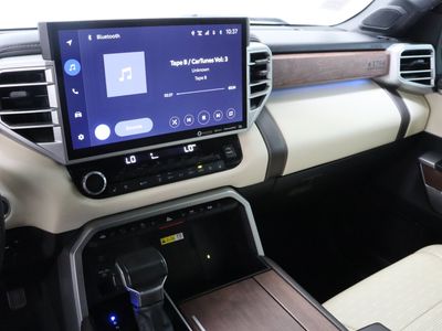 2023 Toyota Tundra 4WD - Photo 16