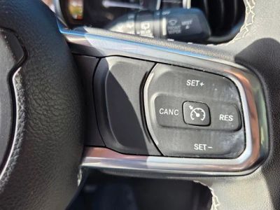 2023 Jeep Wrangler — photo 35 view