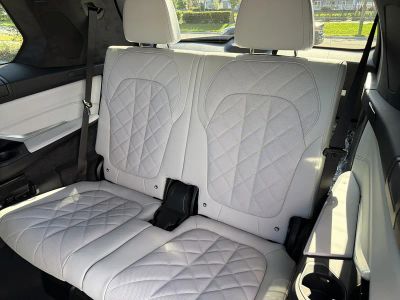 2026 BMW X7 — photo 14 view