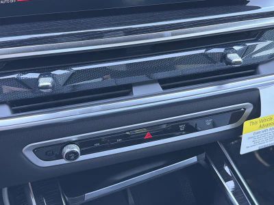 2026 BMW X7 — photo 38 view