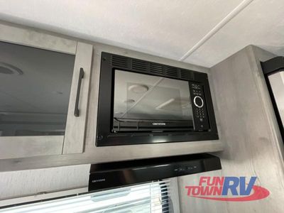 2022 Dutchmen RV Kodiak SE - Photo 15