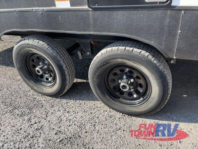 2022 Dutchmen RV Kodiak SE - Photo 7