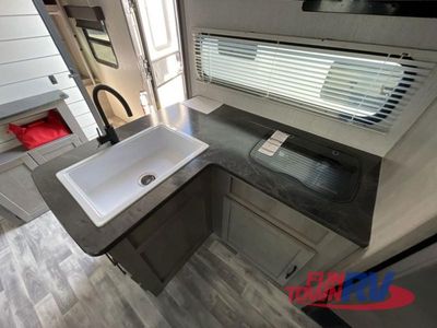 2022 Dutchmen RV Kodiak SE - Photo 12
