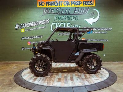 2022 Can-Am® Defender X mr HD10 — front three-quarter view