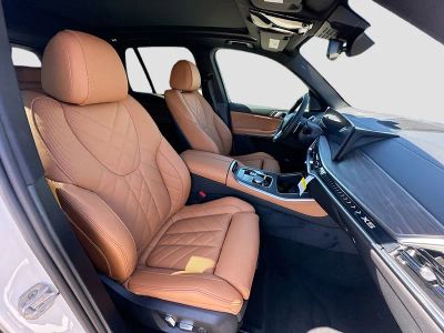 2026 BMW X5 — photo 23 view