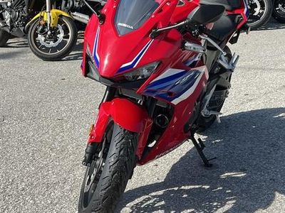 2025 Honda CBR500R - Photo 5