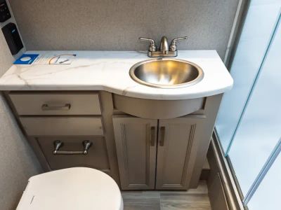 2026 Thor Motor Coach OMNI TRAIL — photo 13 view