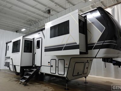 2026 Keystone Montana - Photo 1