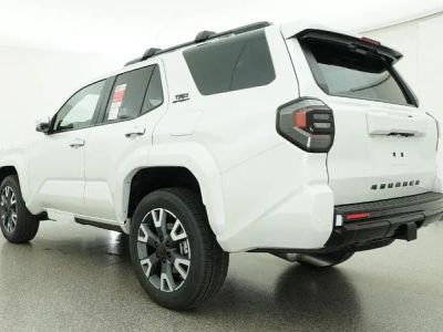 2026 Toyota 4Runner - Photo 17